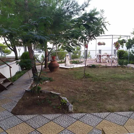 Thanasis Διαμέρισμα Λιμενάρια